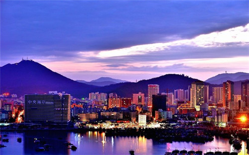 时尚甜品加盟连锁哪家靠谱，加盟重拾中点步骤是什么